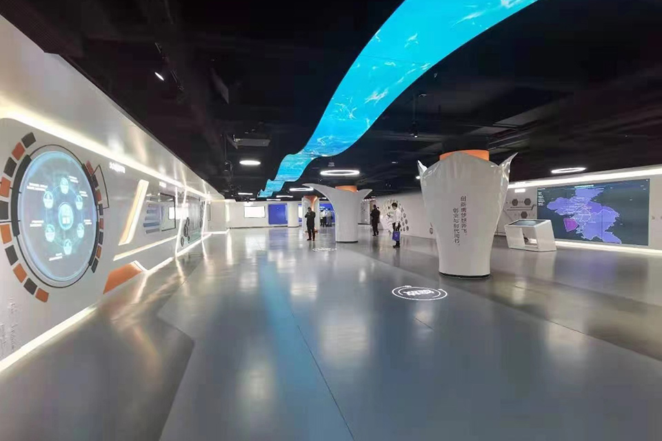 粵港澳大灣區廣東創(chuàng  )新創(chuàng  )業(yè)孵化基地展廳